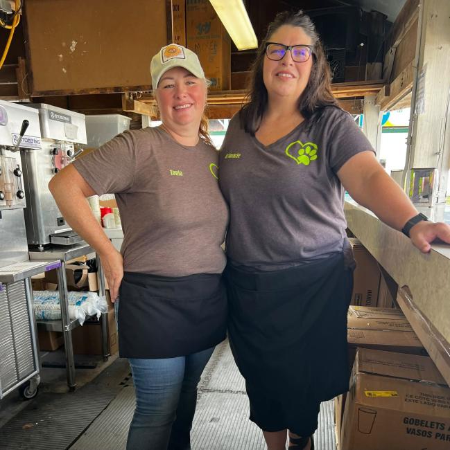 Western Reserve Animal Clinic staff Ashtabula County Fair
